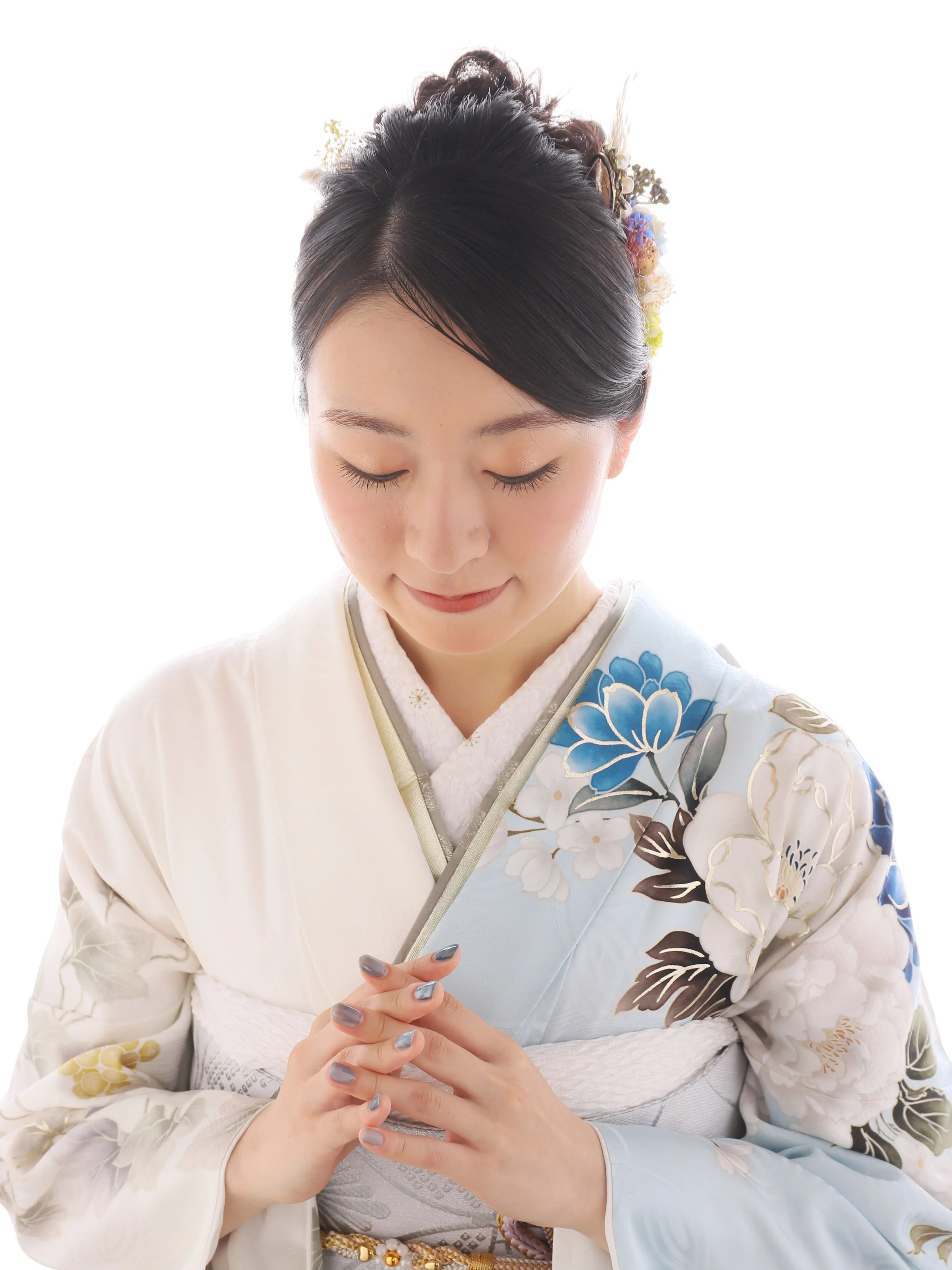 先日お写真撮影にいらした二十歳のお嬢様のご紹介です😊👘